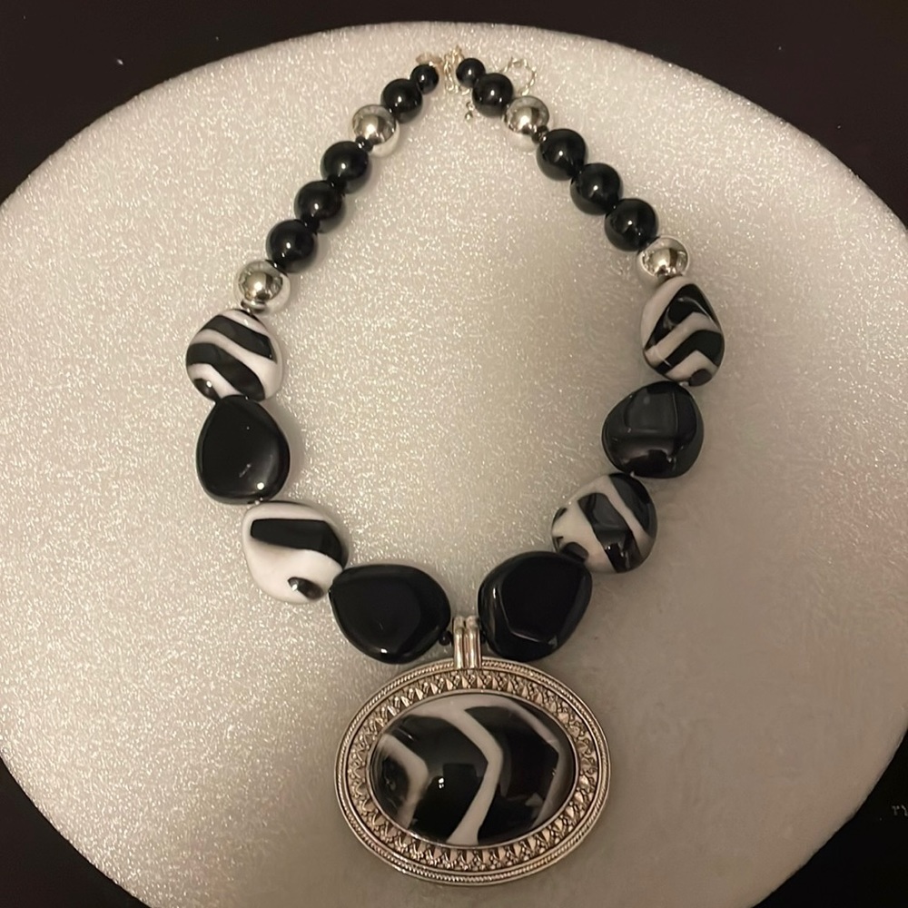 Statement necklace